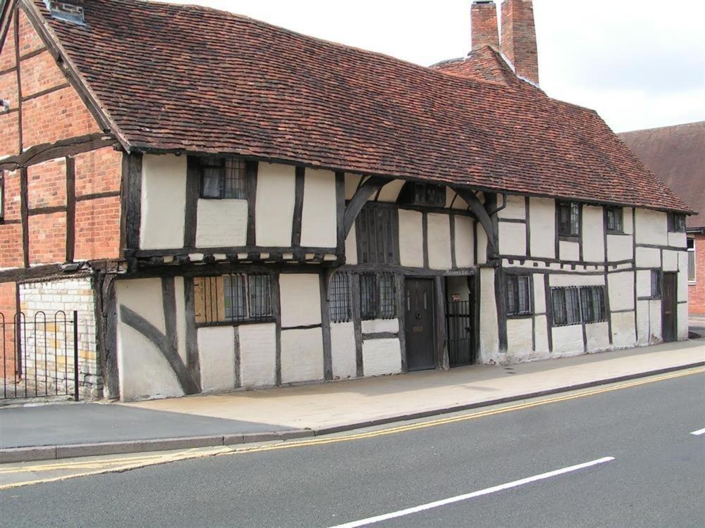 Villa One Masons Court Stratford-upon-Avon Esterno foto